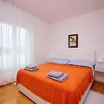 With Parking Space Pirovac, Sibenik - 15320 Apartment