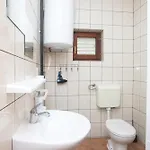 Apartment With Parking Space Pirovac, Sibenik - 15320 Pirovac