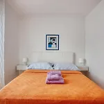 Apartment With Parking Space Pirovac, Sibenik - 15320 *