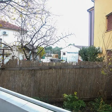 Apartment With A Parking Space Pirovac, Sibenik - 15320 Pirovac