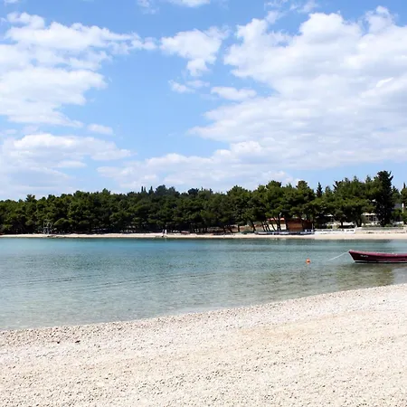 With A Parking Space Pirovac, Sibenik - 15320 Apartment Pirovac