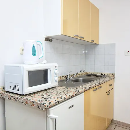 아파트 With Parking Space Pirovac, Sibenik - 15320 피로바츠