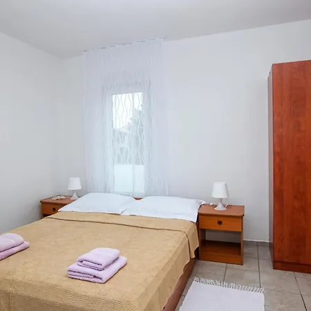With A Parking Space Pirovac, Sibenik - 15320 Apartment *