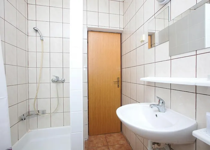 With Parking Space Pirovac, Sibenik - 15320 아파트