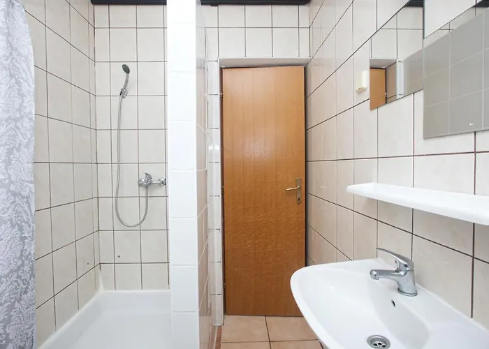 With Parking Space Pirovac, Sibenik - 15320 아파트 피로바츠