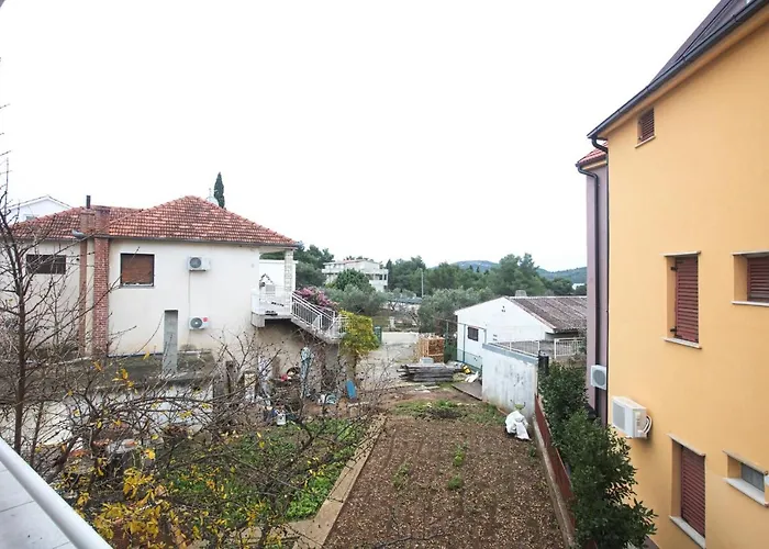 With Parking Space Pirovac, Sibenik - 15320 *