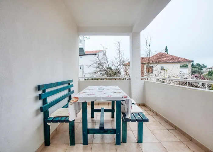 아파트 With Parking Space Pirovac, Sibenik - 15320 *